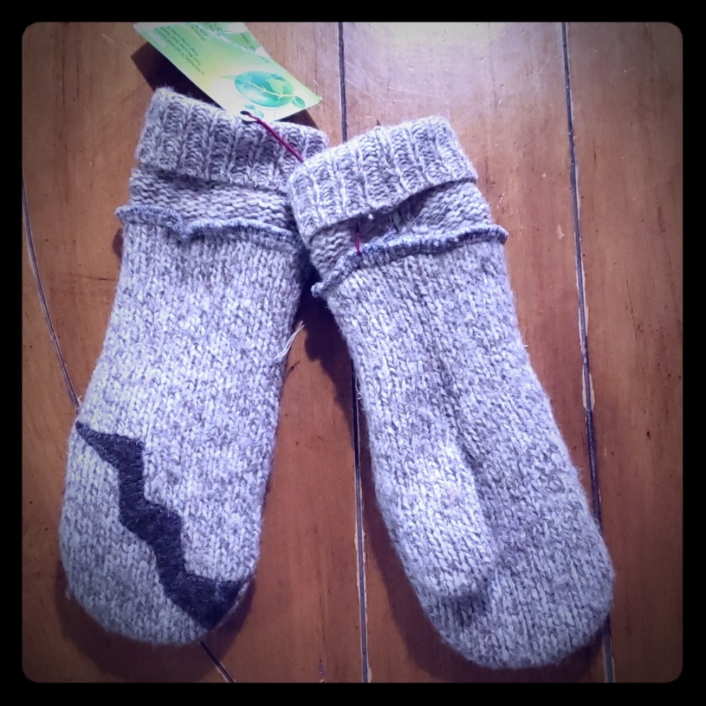 Adirondack woolen mittens, handmade